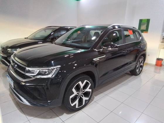 VOLKSWAGEN TAOS 1.4 250 TSI TOTAL FLEX HIGHLINE AUTOMÁTICO VOLKSWAGEN TAOS 1.4 250 TSI TOTAL FLEX HIGHLINE AUTOMÁTICO